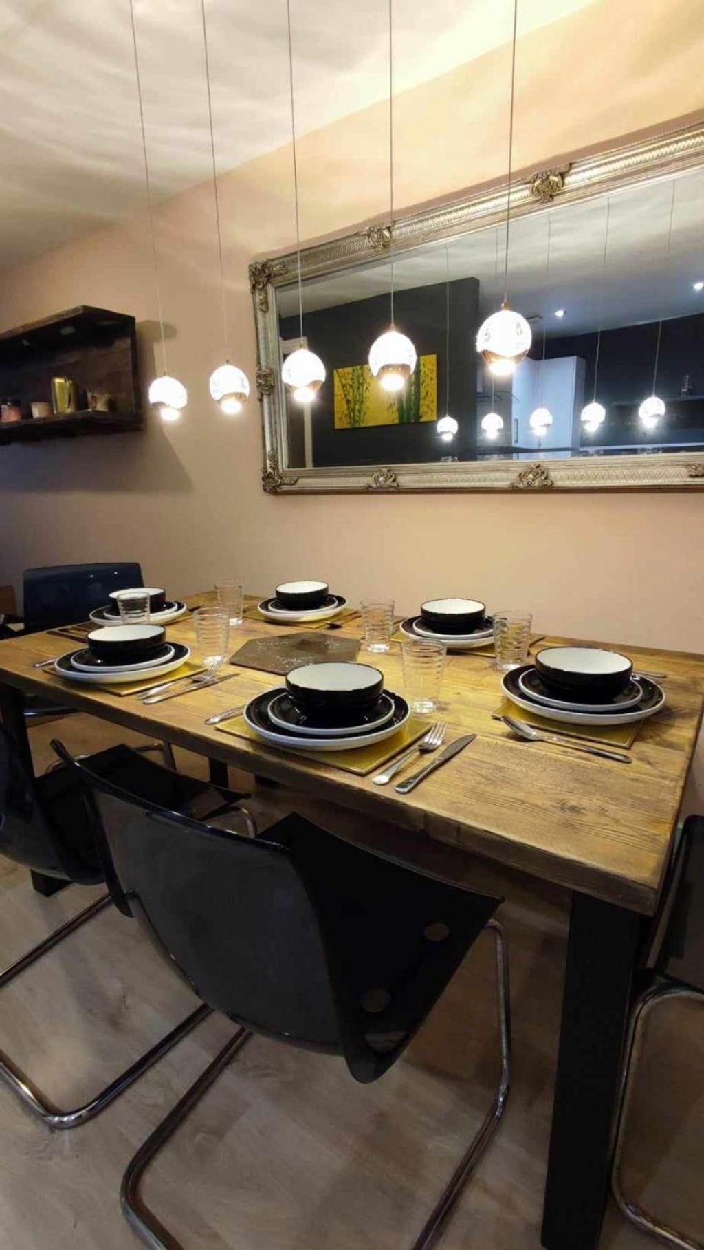 Duplex Apartment In Leeds With King Size Bed - Long Stay Rates Available Exterior photo